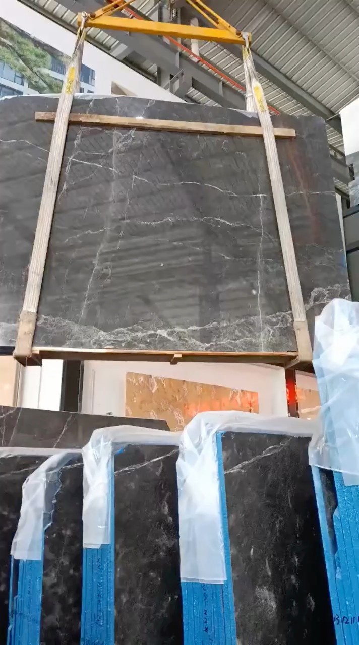 新料到店星耀灰