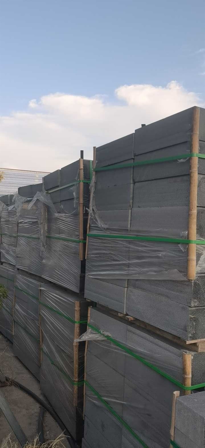 章丘黑磨光路沿石现货处理