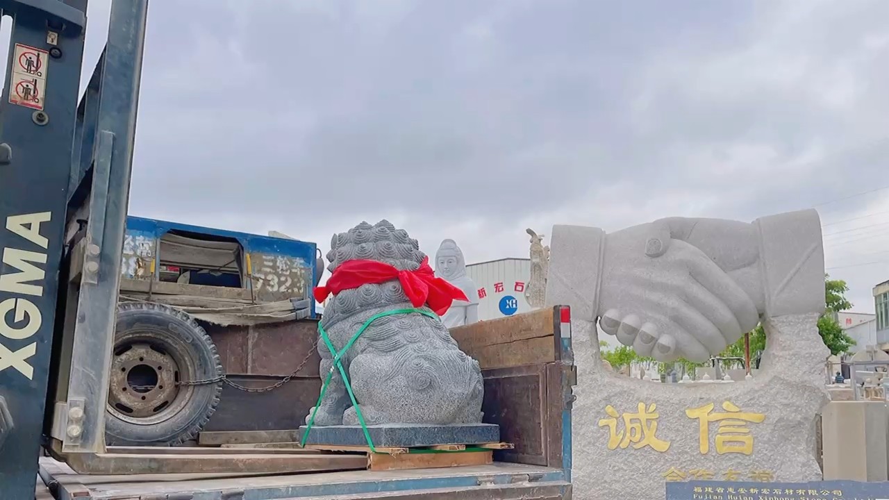 石雕芝麻黑北京狮