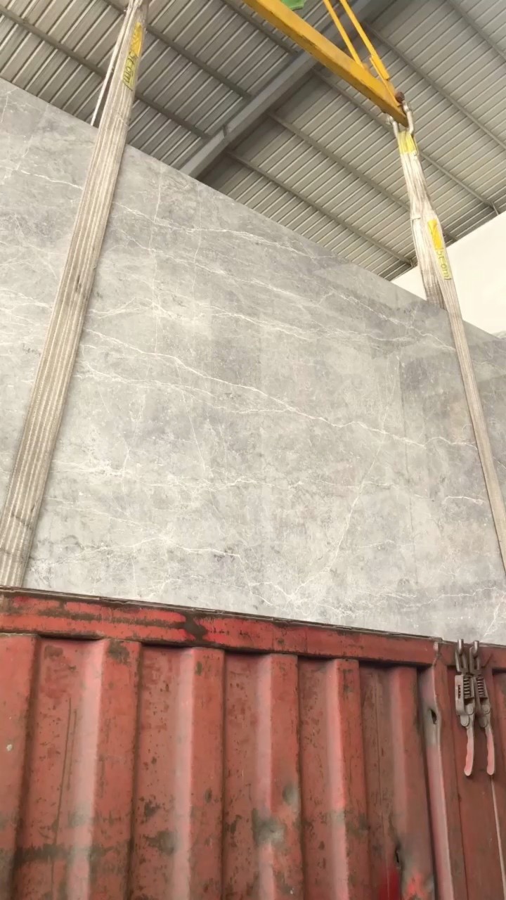 爱玛仕灰广州走起庆祝烟花