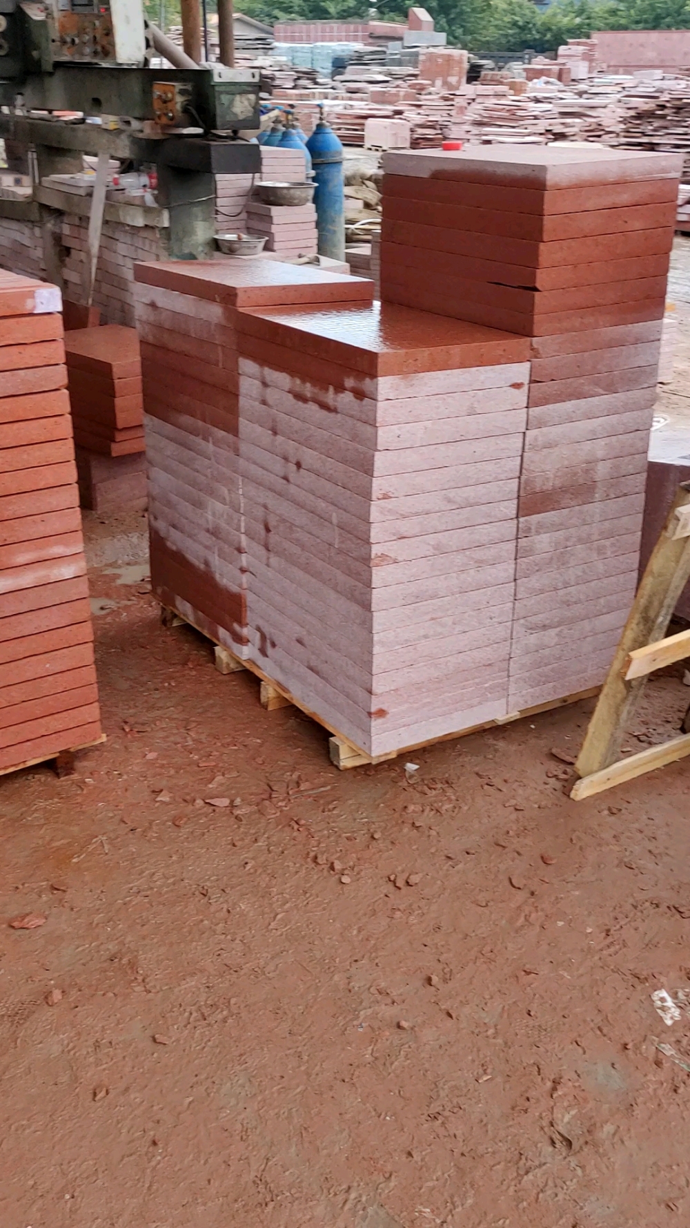 中国红工程板生产视频15681626777