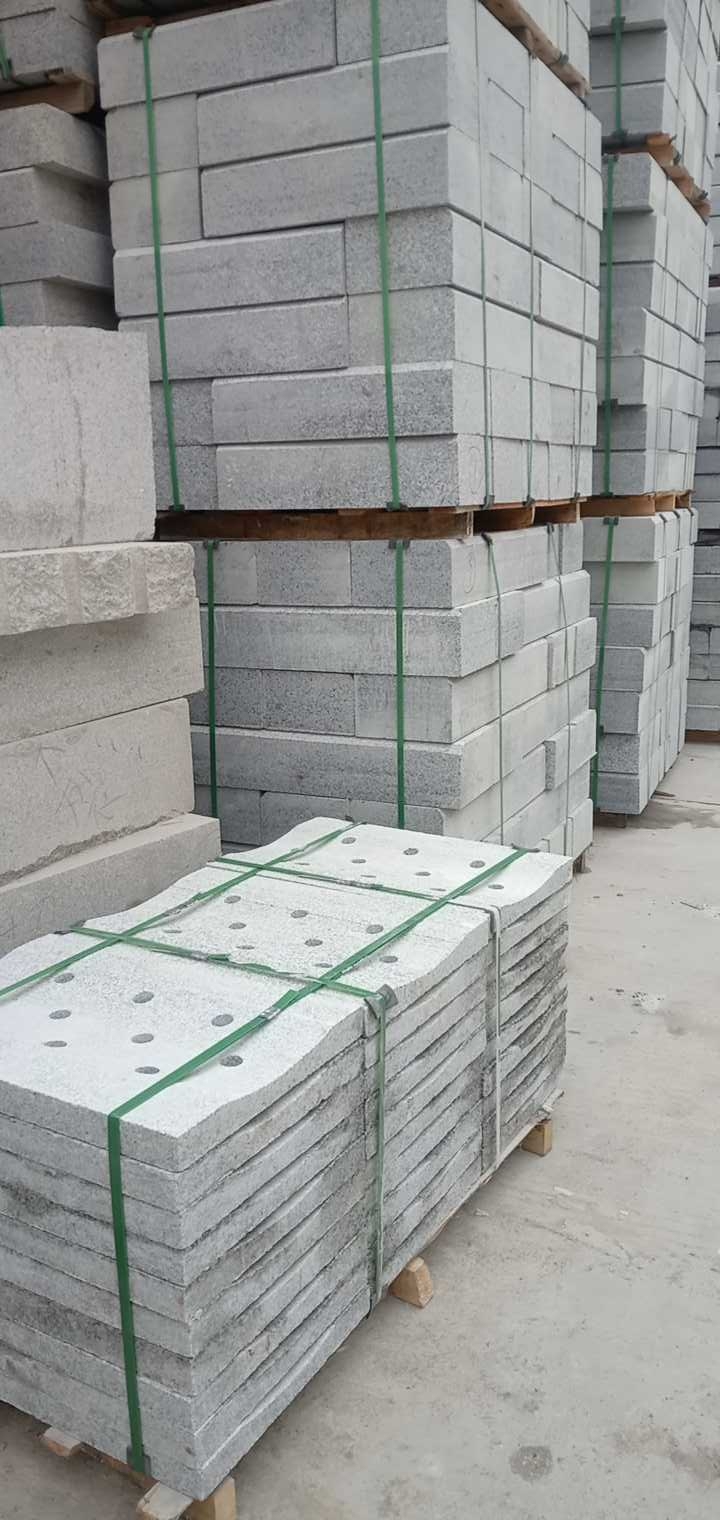 恒真石业主营拉丝栏杆坯水池坯墓碑料路沿石异形线条圆柱别墅石