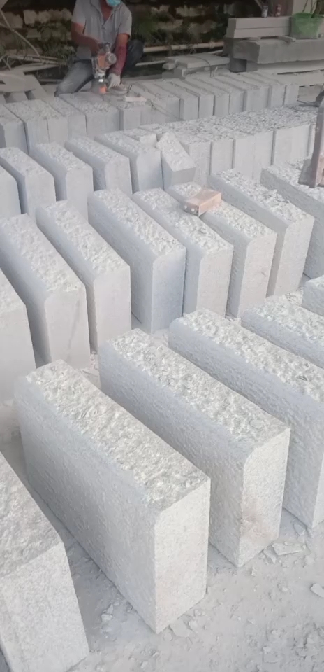 恒真石业主营拉丝栏杆坯水池坯墓碑料路沿石异形线条圆柱别墅石