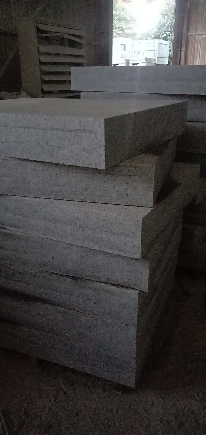 恒真石业主营拉丝栏杆坯水池坯墓碑料路沿石异形线条圆柱别墅石