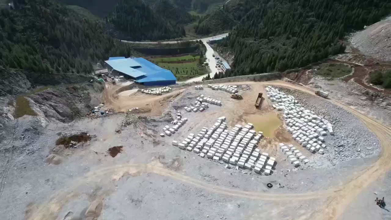 专业罗曼蒂克灰(专场直销)/幻影灰(矿山直销)，工艺一条龙~ 咨询热线：1892