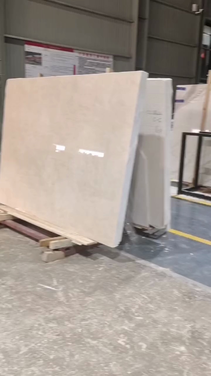 主营：欧典米黄（老矿欧典），超大量供应商，荒料、大板、成品、一站式服务，咨询热线