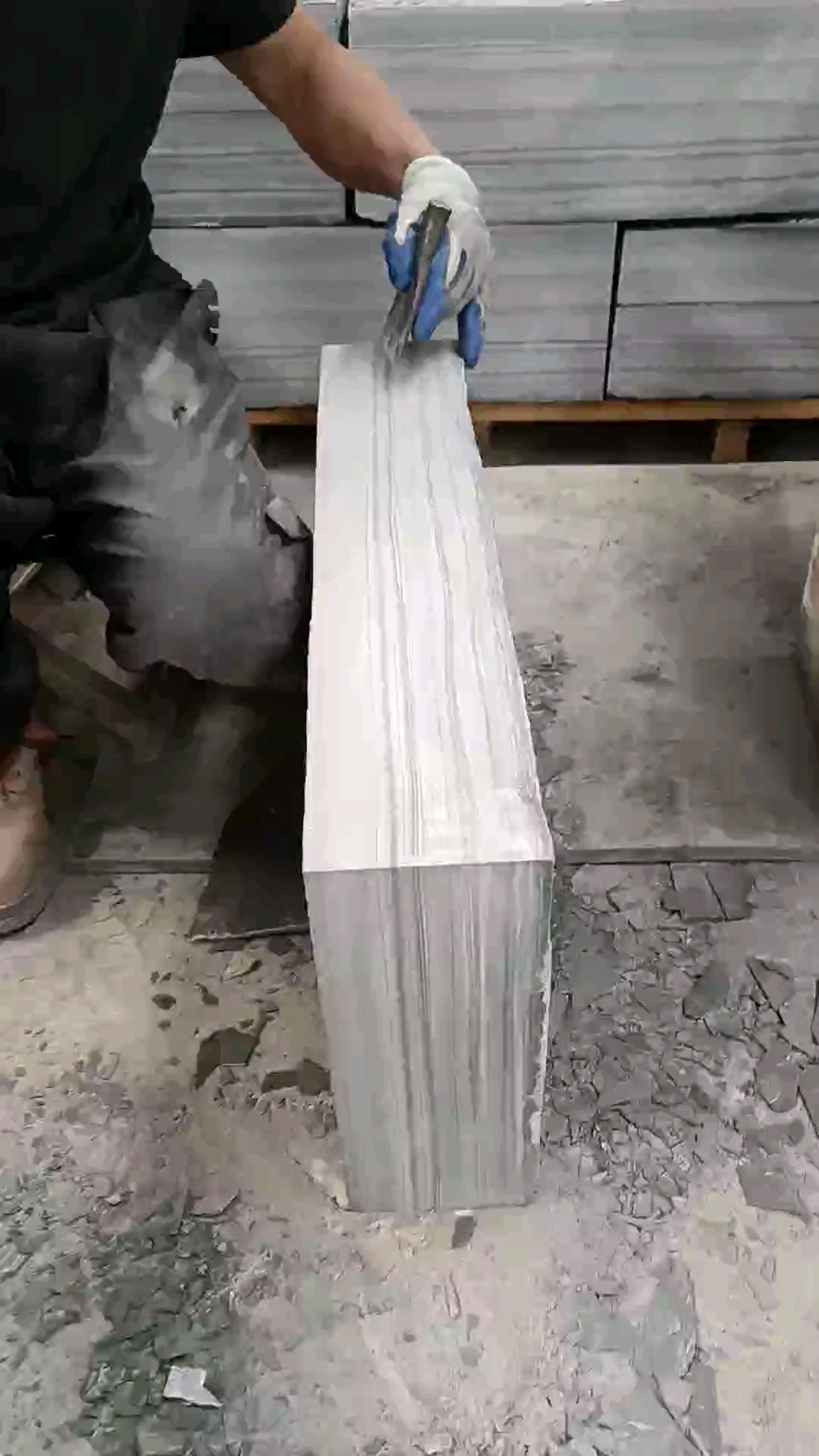 人工劈开自然面青石板