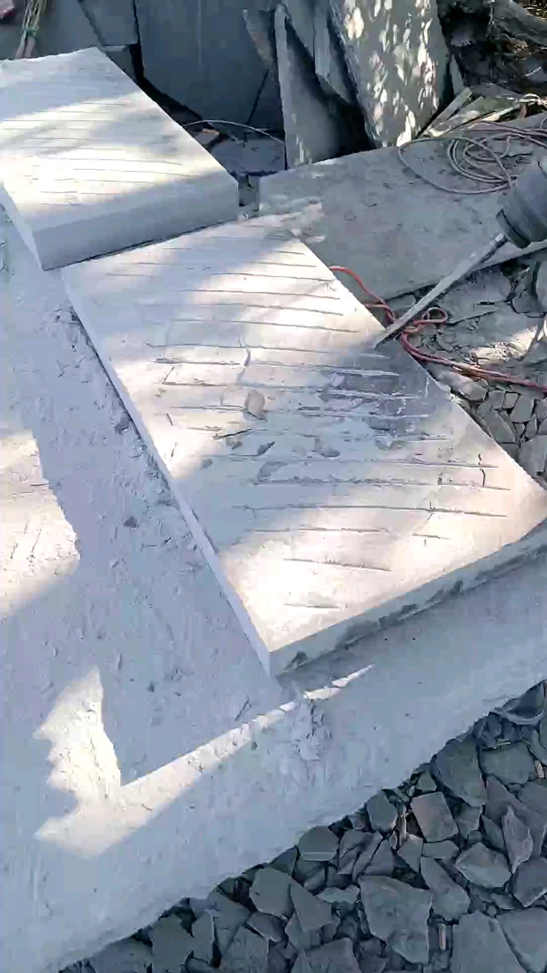 斜纹嶄道面青石板