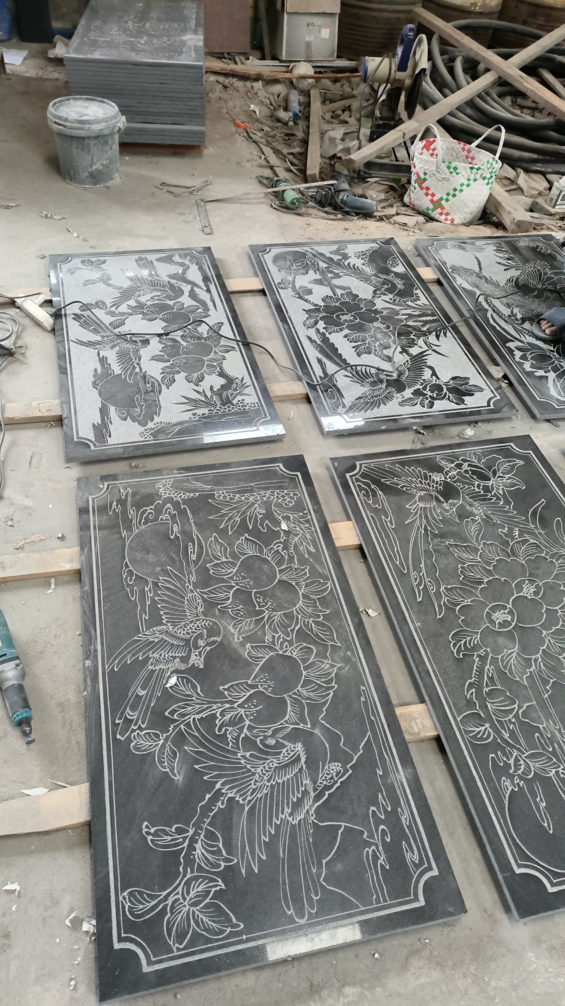 康正黑金沙纯手工雕刻加工中如有加单请联系我的请联系我