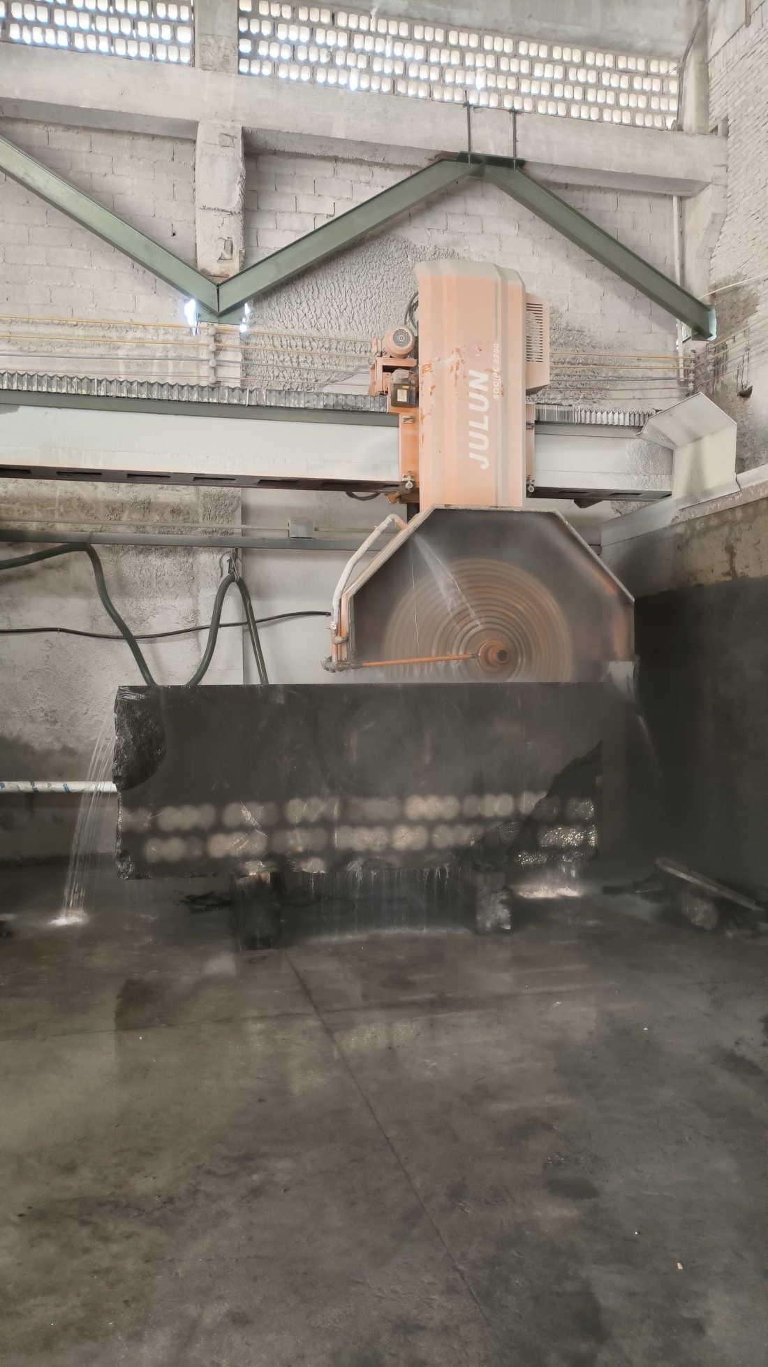 康正黑金沙大切切板中大板成品水池地铺工程板有加单的请联系我