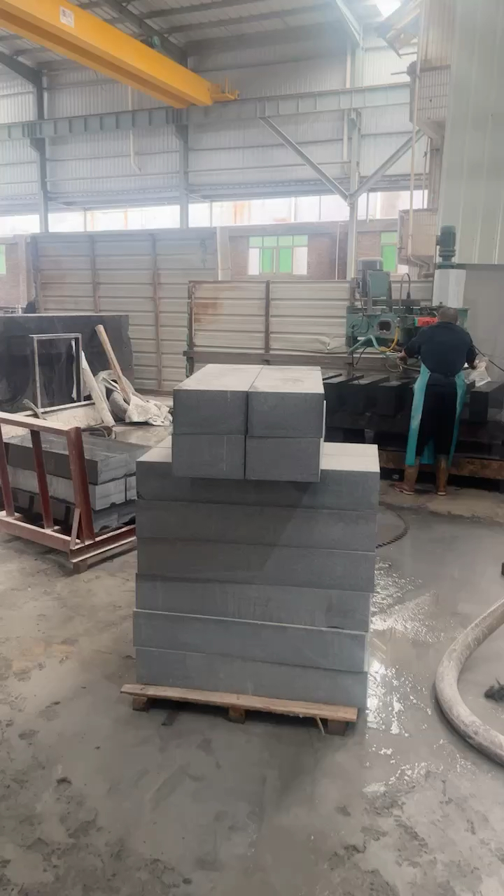 黑金沙水景半成品加工中