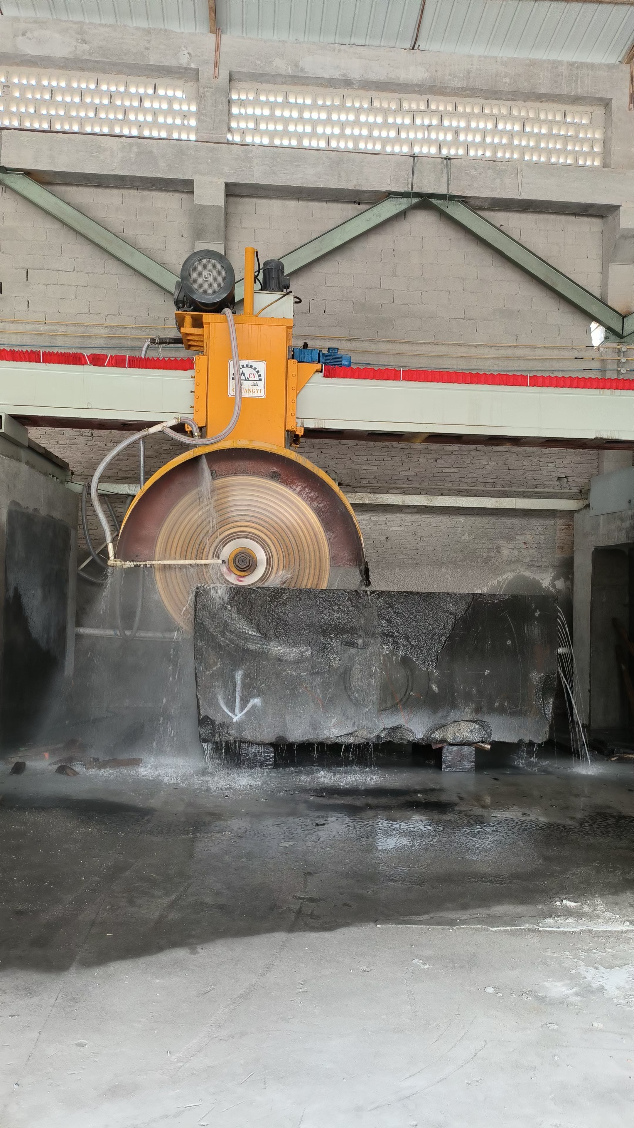 康正黑金沙大切切板中大板成品水池地铺工程板有加单的请联系我