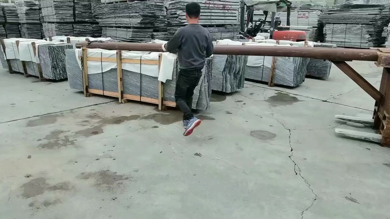 湖北麻城浪淘沙70头条板出口乌克兰