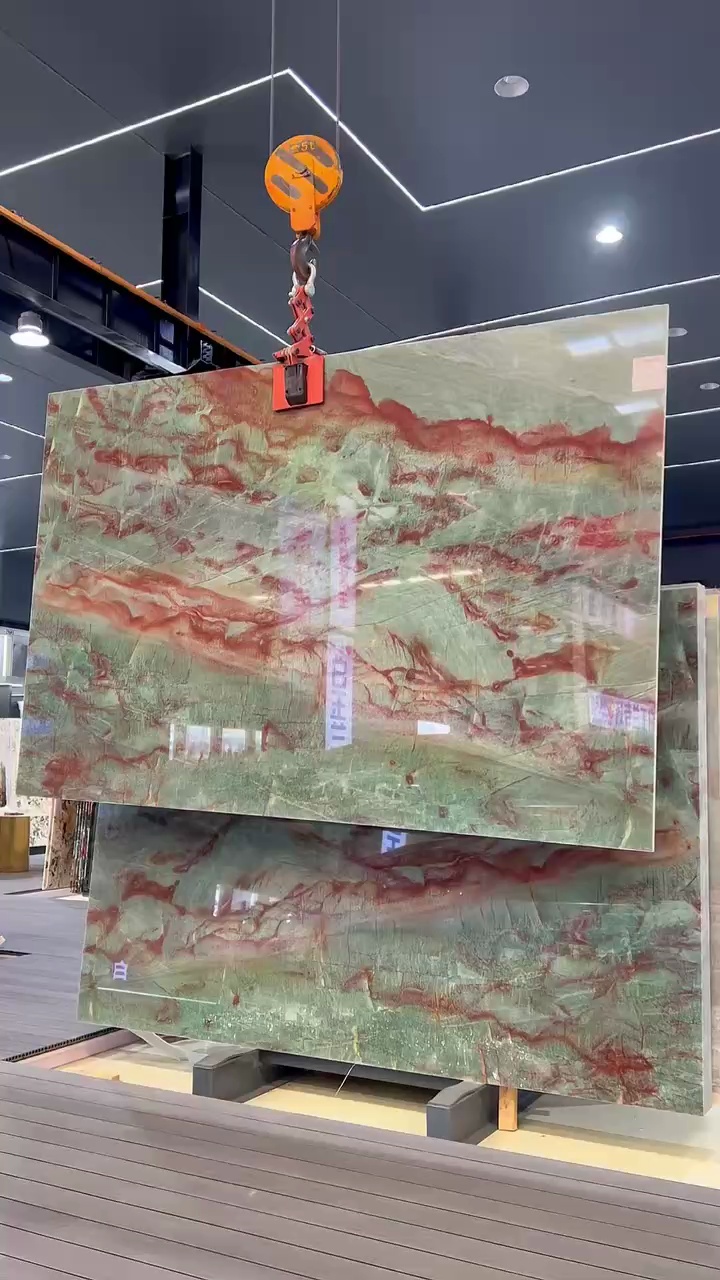 酒红绿