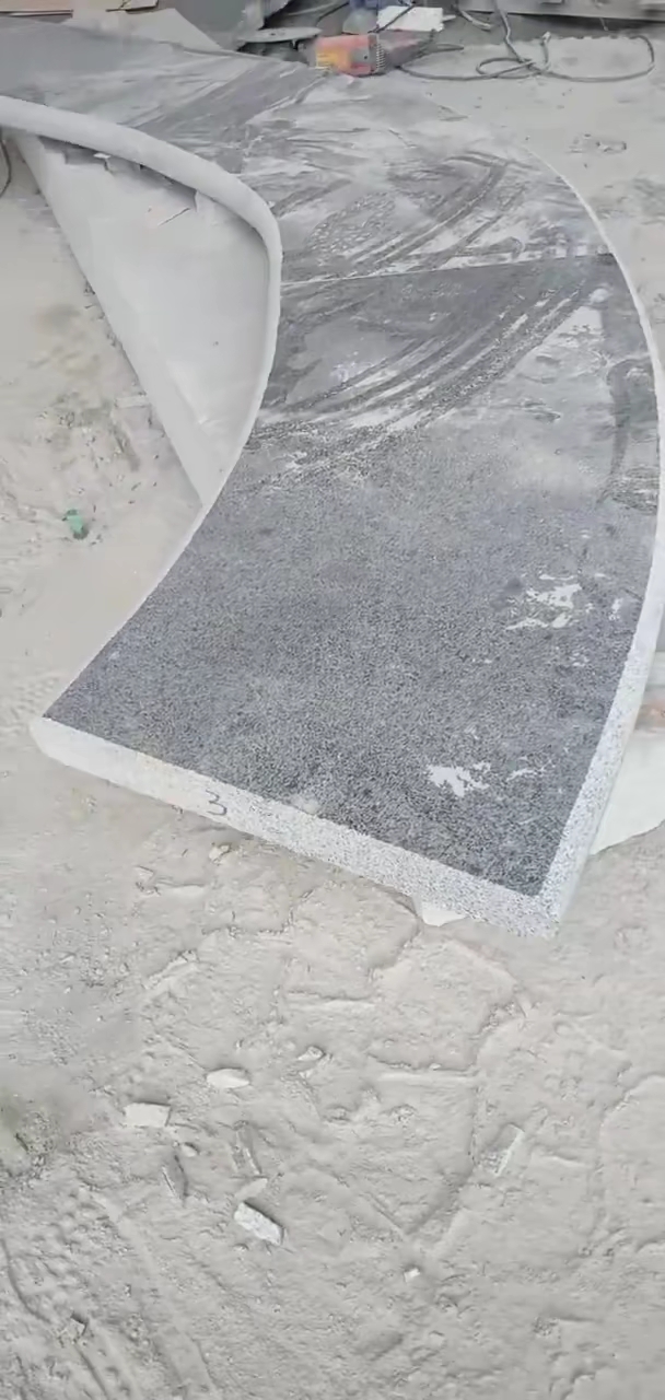 恒真石业主营拉丝栏杆坯水池坯墓碑料路沿石异形线条圆柱别墅石