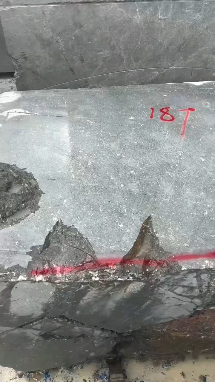 罗曼蒂克灰大量荒料、板材现货供应、有量有价