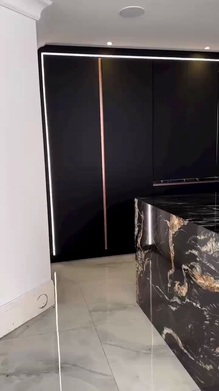 宇宙黑