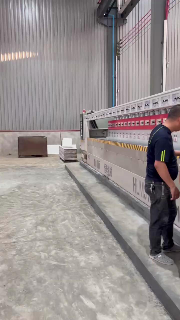 广西粉红麻各种规格光板火烧板荔枝面自然面超薄板等板材及盲道石剁斧石