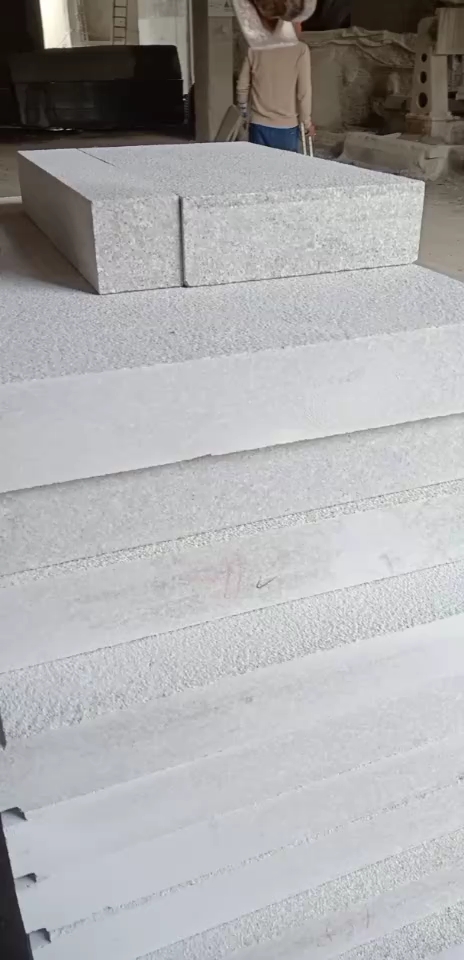 恒真石业主营拉丝栏杆坯水池坯墓碑料路沿石异形线条圆柱别墅石