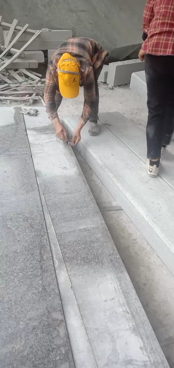 恒真石业主营拉丝栏杆坯水池坯墓碑料路沿石异形线条圆柱别墅石