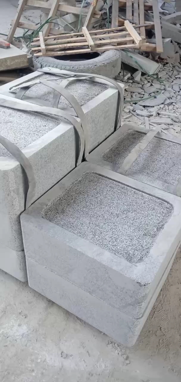 恒真石业主营拉丝栏杆坯水池坯墓碑料路沿石异形线条圆柱别墅石