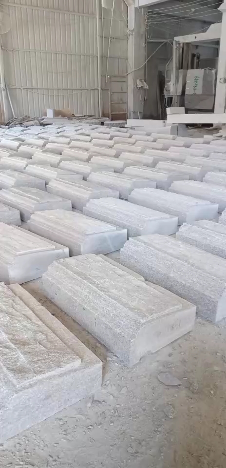 恒真石业主营拉丝栏杆坯水池坯墓碑料路沿石异形线条圆柱别墅石