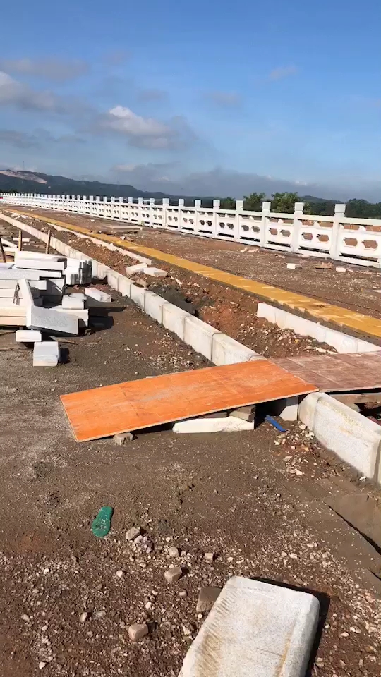 恒真石业主营拉丝栏杆坯水池坯墓碑料路沿石异形线条圆柱别墅石