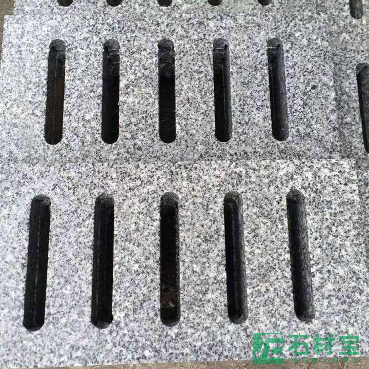 主营芝麻黑芝麻灰背景墙波萝面滚动石磨菇石自然面路沿石及各规格板材:_石材供应_石材商圈-石材-石材网