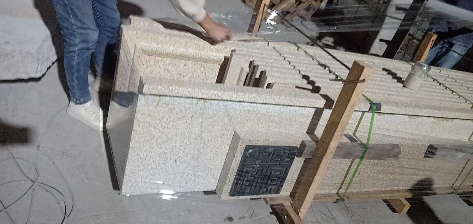 恒真石业主营石栏杆路沿石河道栏杆别墅阳台栏杆桥栏杆水池坯墓