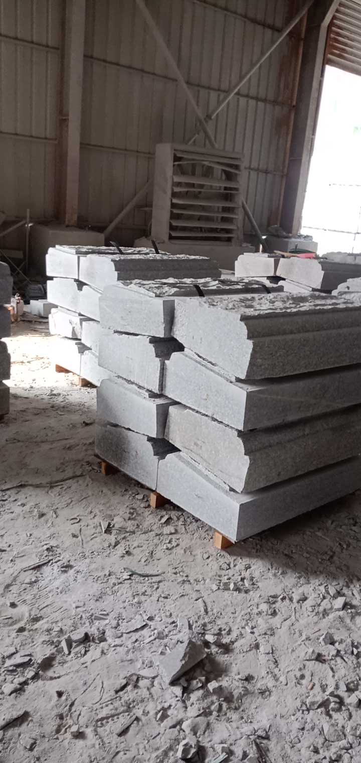 恒真石业主营石栏杆路沿石河道栏杆别墅阳台栏杆桥栏杆水池坯墓