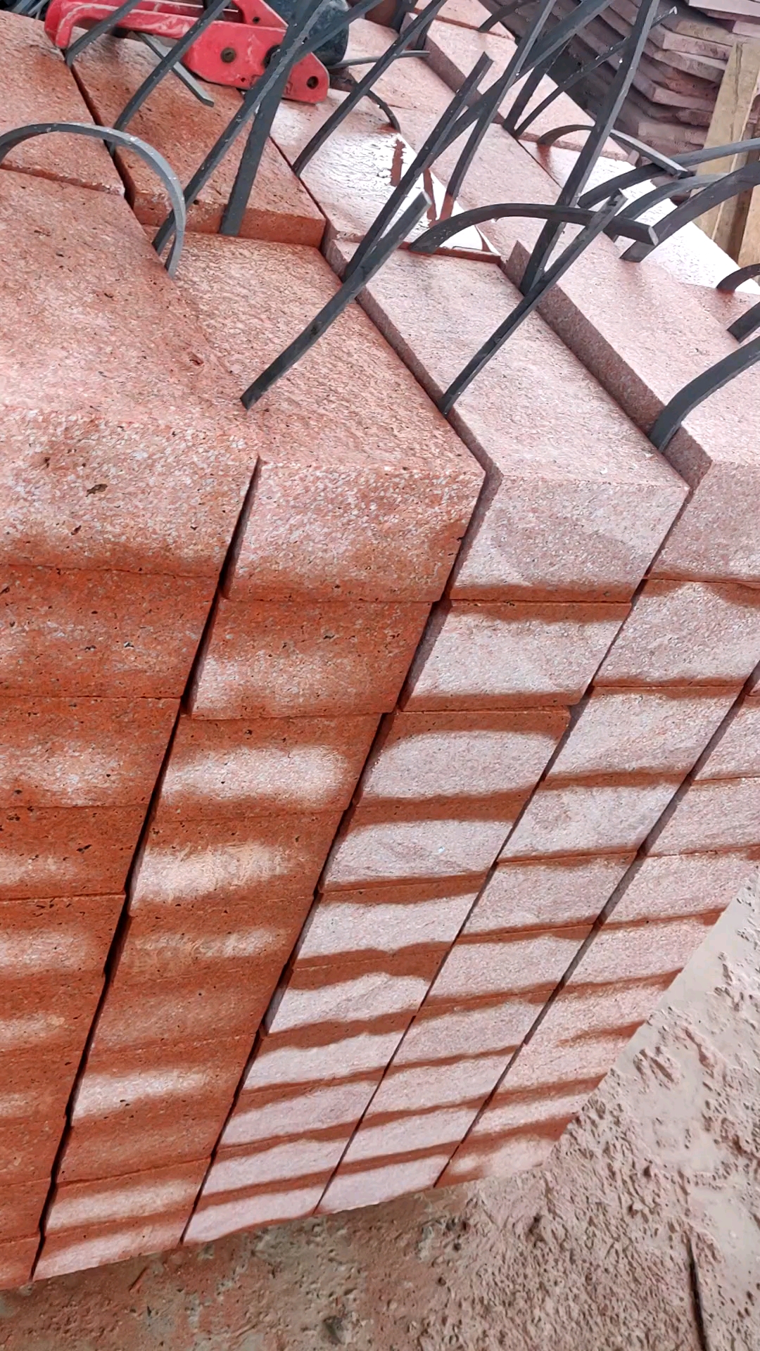 中国红火烧面工程板