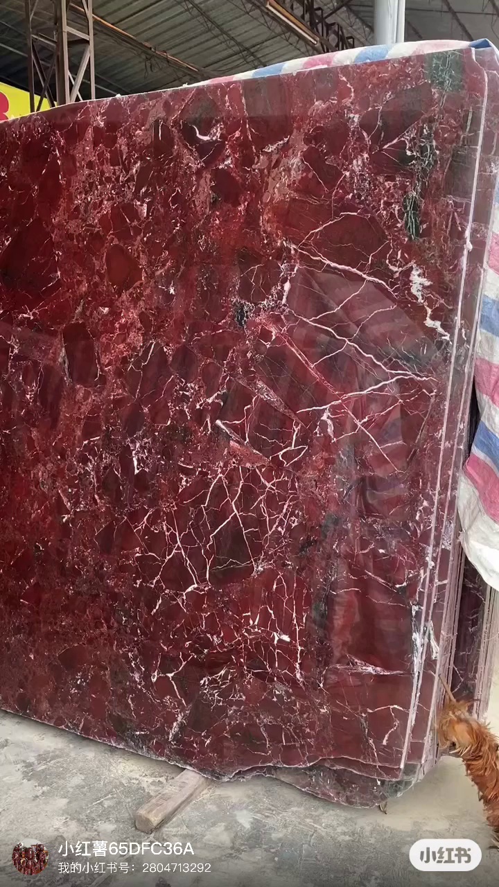 主营紫罗红11年。矿山直销，出售荒料，大板，各种工艺。可定锯各种厚薄板，可切各种