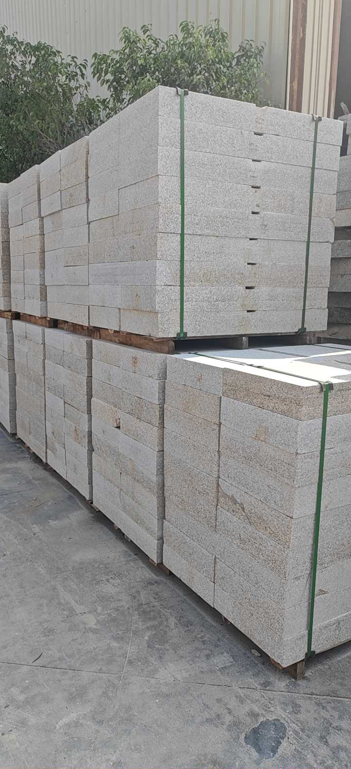 恒真石业主营石栏杆路沿石河道栏杆别墅阳台栏杆桥栏杆水池坯墓