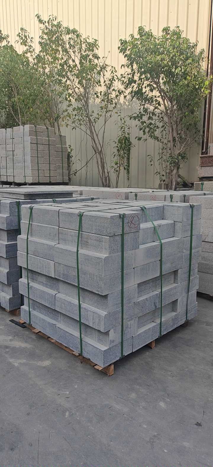 恒真石业主营石栏杆路沿石河道栏杆别墅阳台栏杆桥栏杆水池坯墓