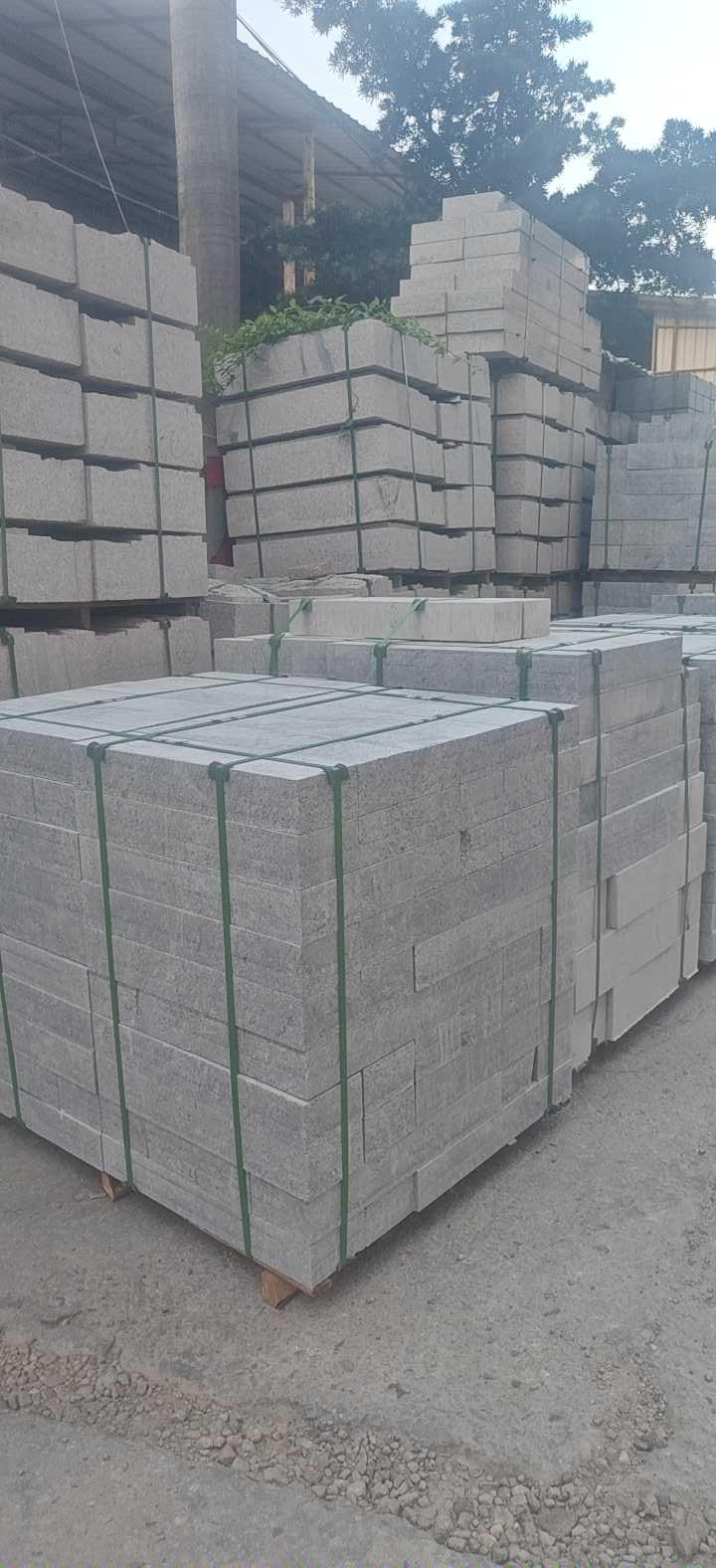 恒真石业主营石栏杆路沿石河道栏杆别墅阳台栏杆桥栏杆水池坯墓