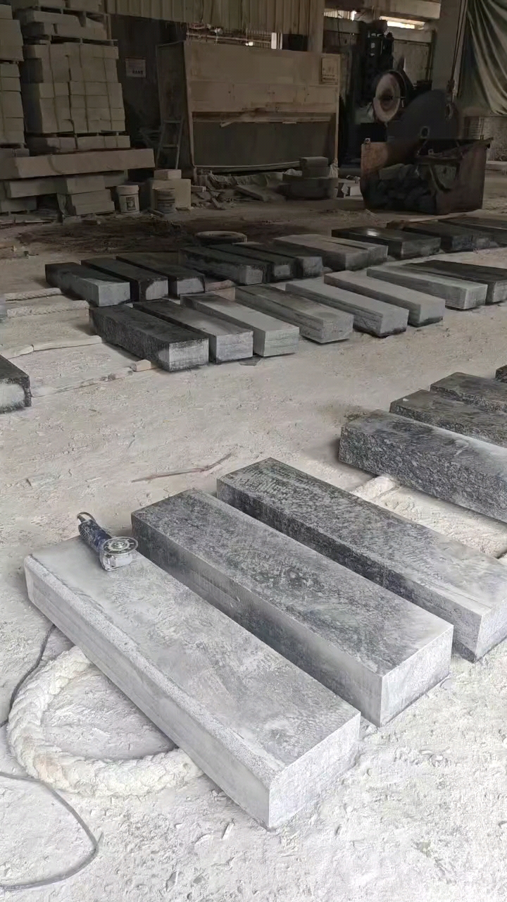 恒真石业主营石栏杆路沿石河道栏杆别墅阳台栏杆桥栏杆水池坯墓