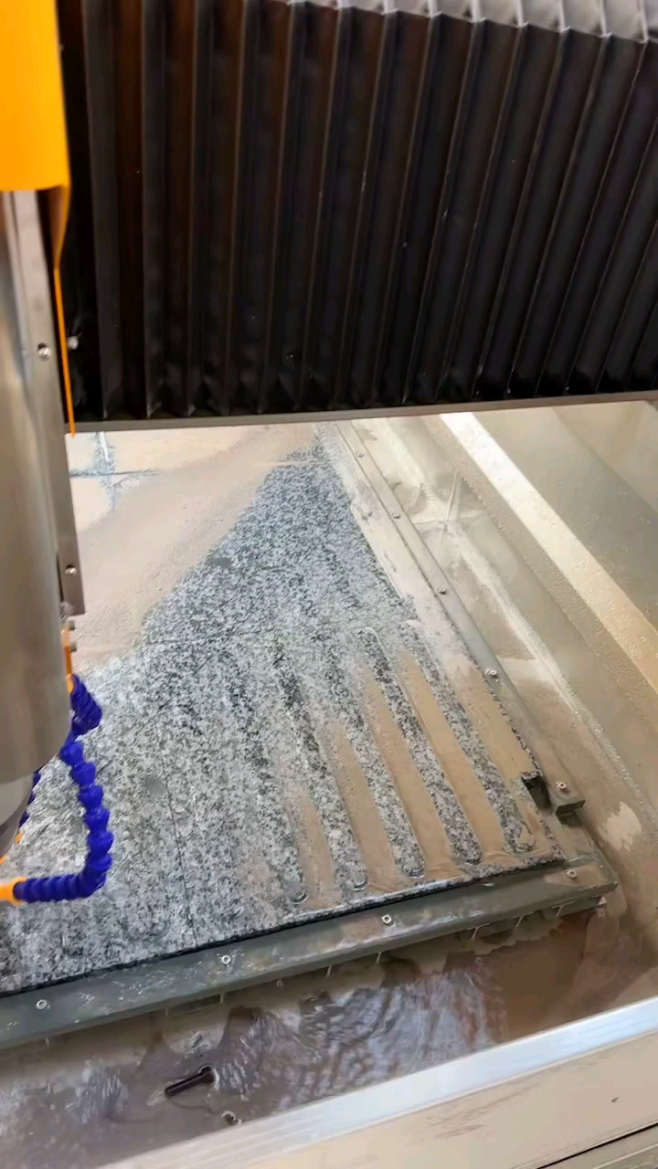 江西G654新654芝麻黑路沿石火烧板荔枝面工程板平面路