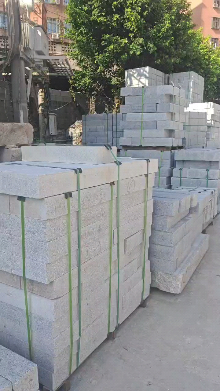 恒真石业主营石栏杆路沿石河道栏杆别墅阳台栏杆桥栏杆水池坯墓