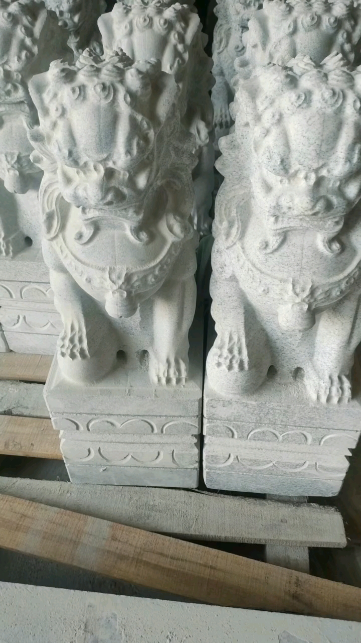 江西G654新654芝麻黑路沿石火烧板荔枝面工程板平面路