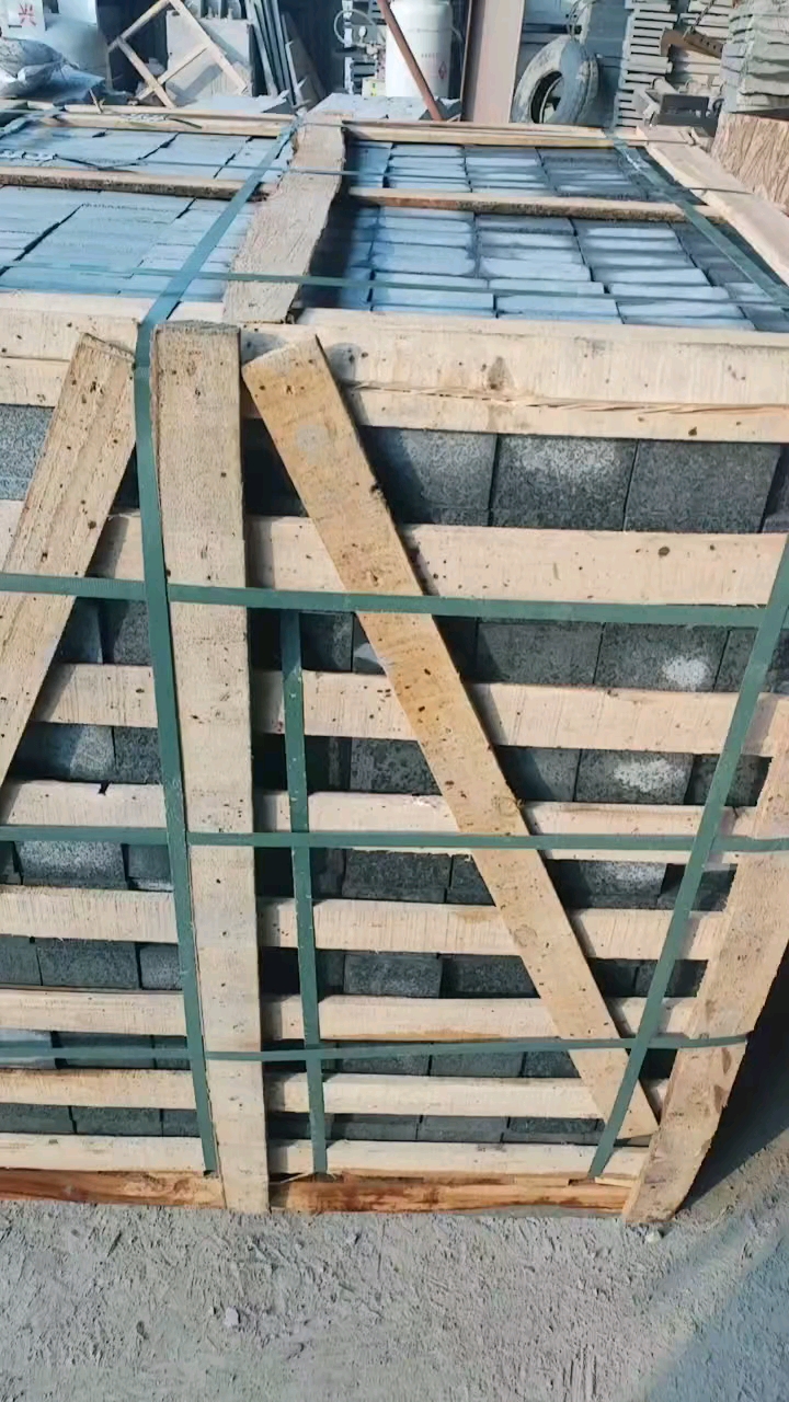 芝麻黑烧面小方块！