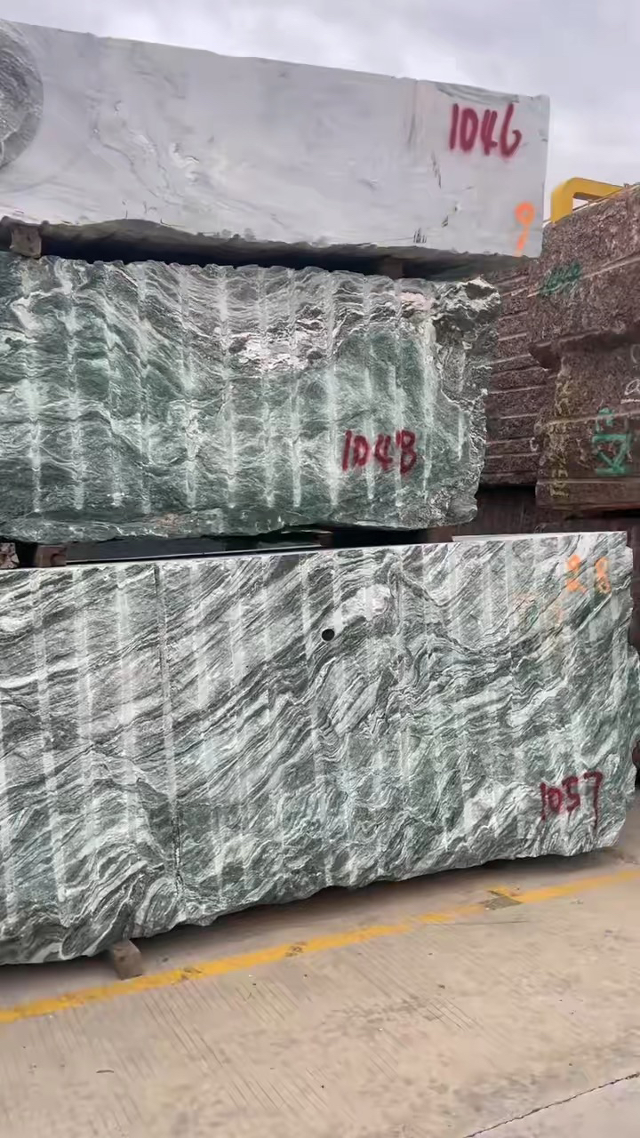 挪威绿15860786717