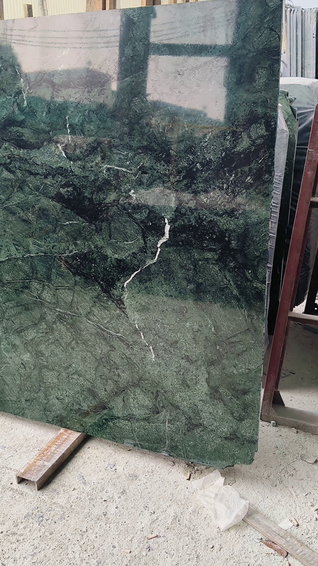 森林绿品种上线，咨询热线：13642286609(罗)