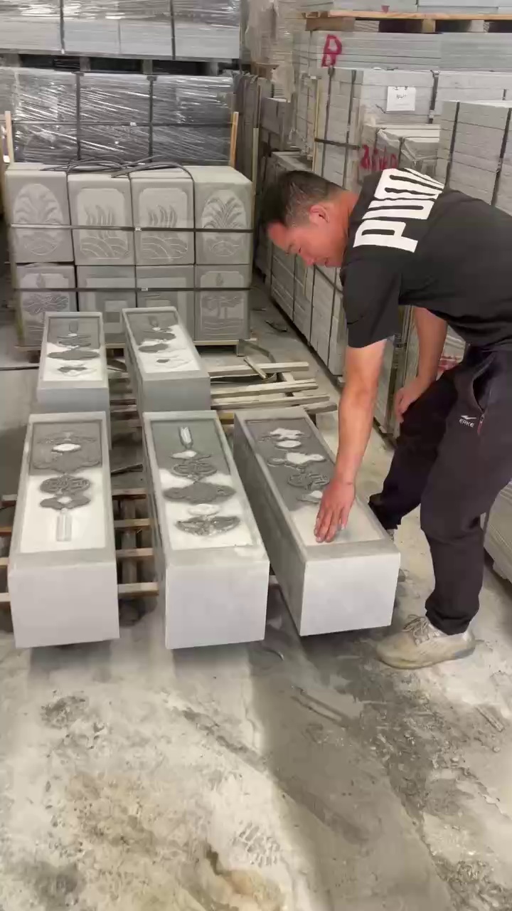 麻城贤昌石业异型石材加工厂主要对外五轴圆弧加工双面圆弧路沿绳锯加工雕刻