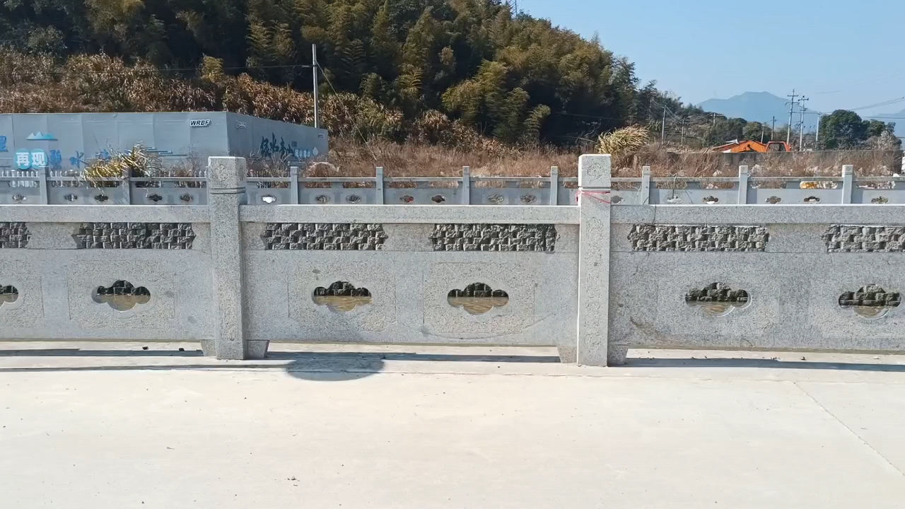 衢开石业厂家直销大量生产青石芝麻白芝麻灰路沿石火烧板石栏杆石