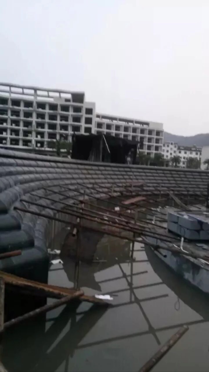 武功山温泉君澜酒店门口景观