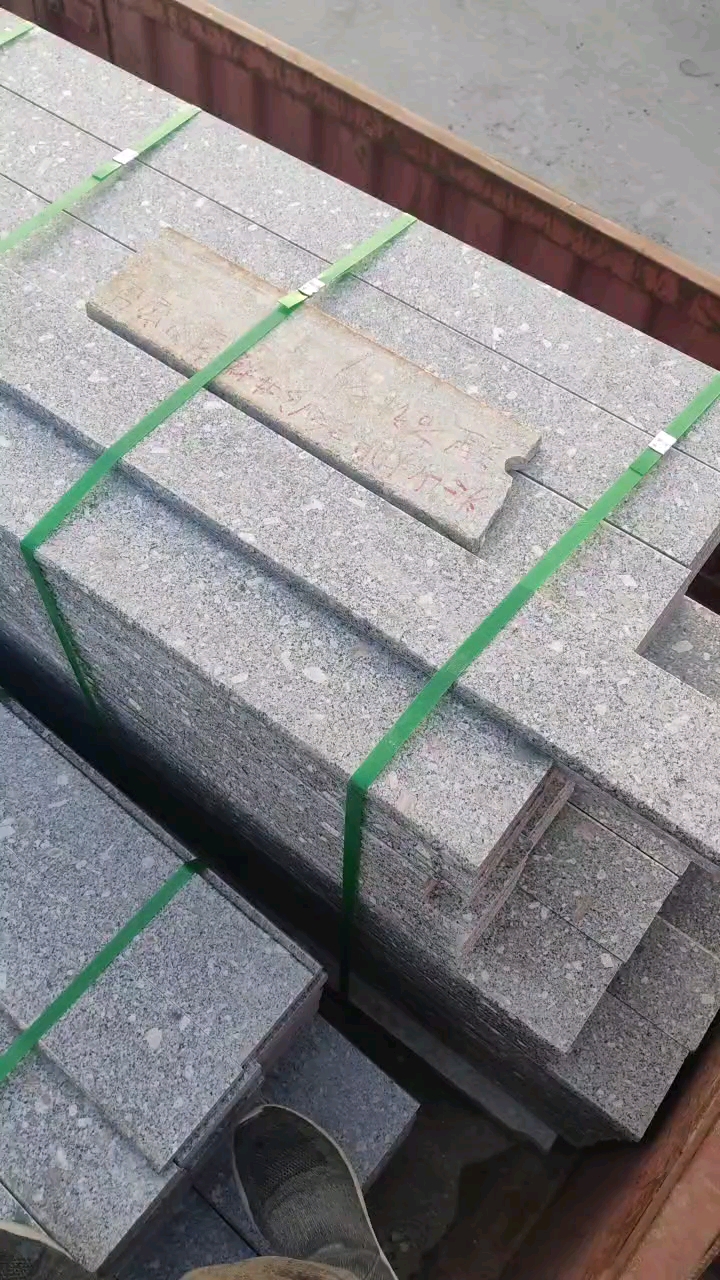 乳山灰珍珠灰珍珠红湖北黄金麻白麻安徽芙蓉红等塔锯生产厚度均匀