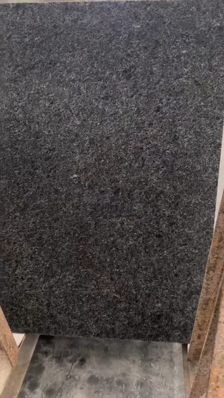 安哥拉黑水冲面
15860786717