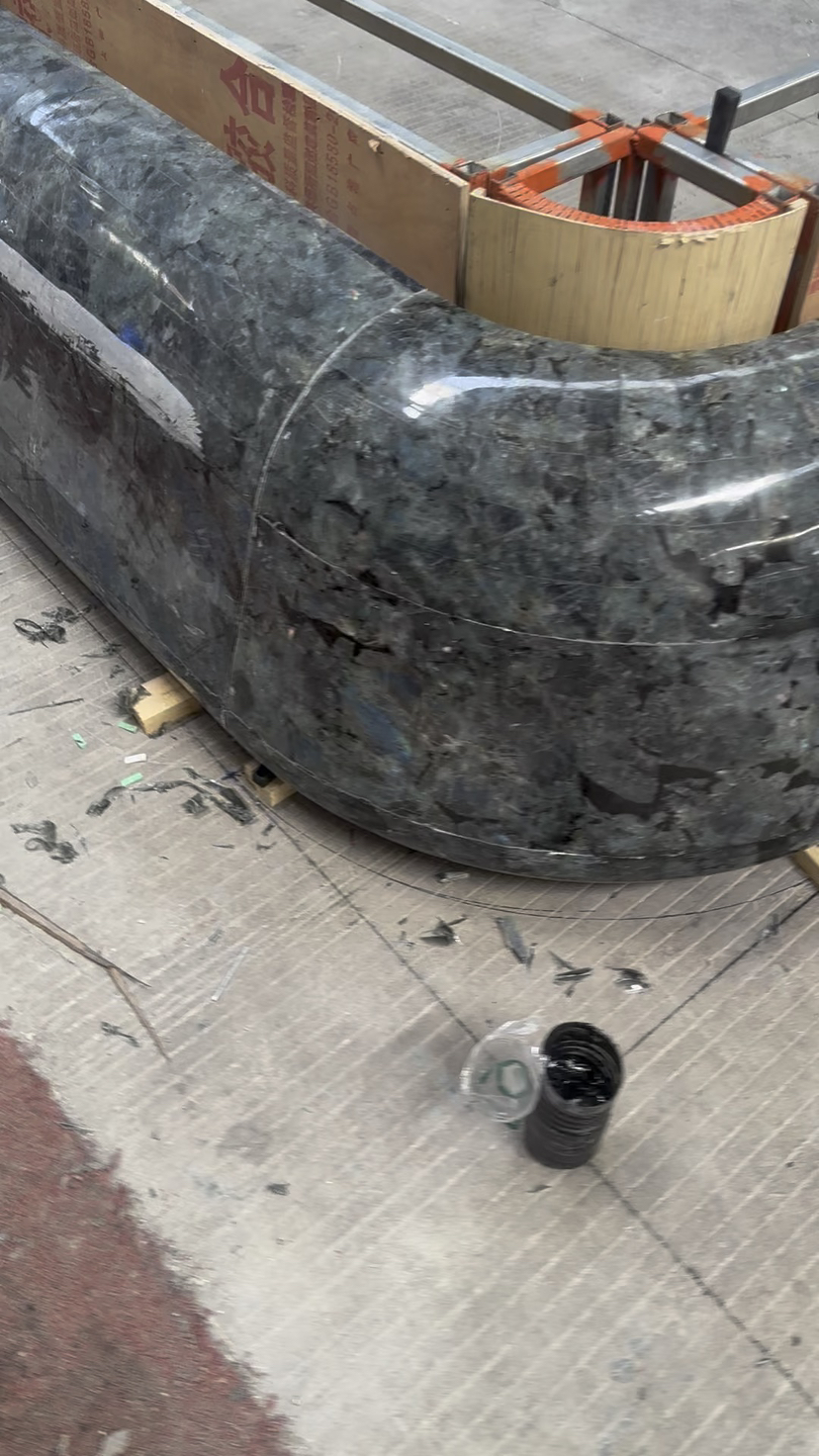 蓝翡翠沙盘 新持盛奢石馆 

6000平蓝翡翠现货

马达加斯加新矿