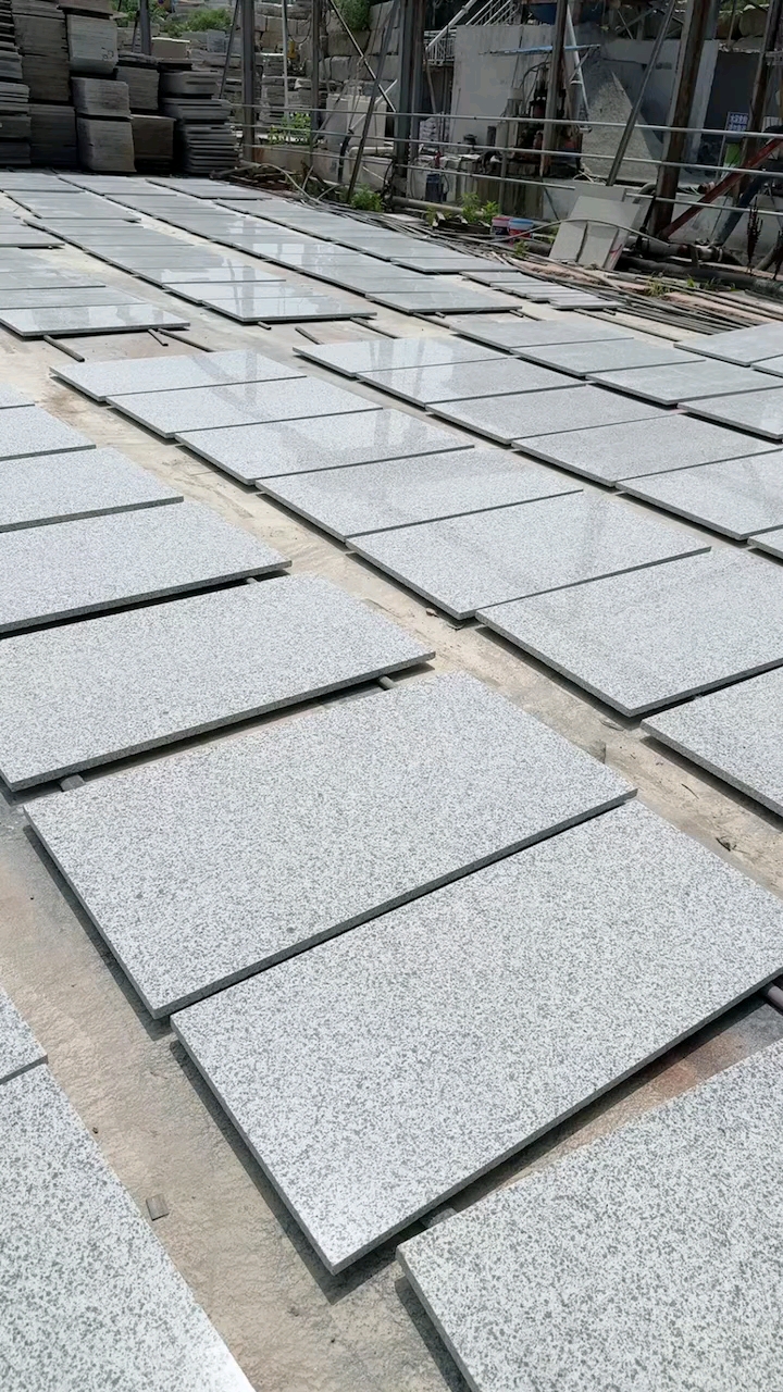 湖北黄金麻湖北白麻提锈板芝麻灰中国黑工程板园林地铺路沿石