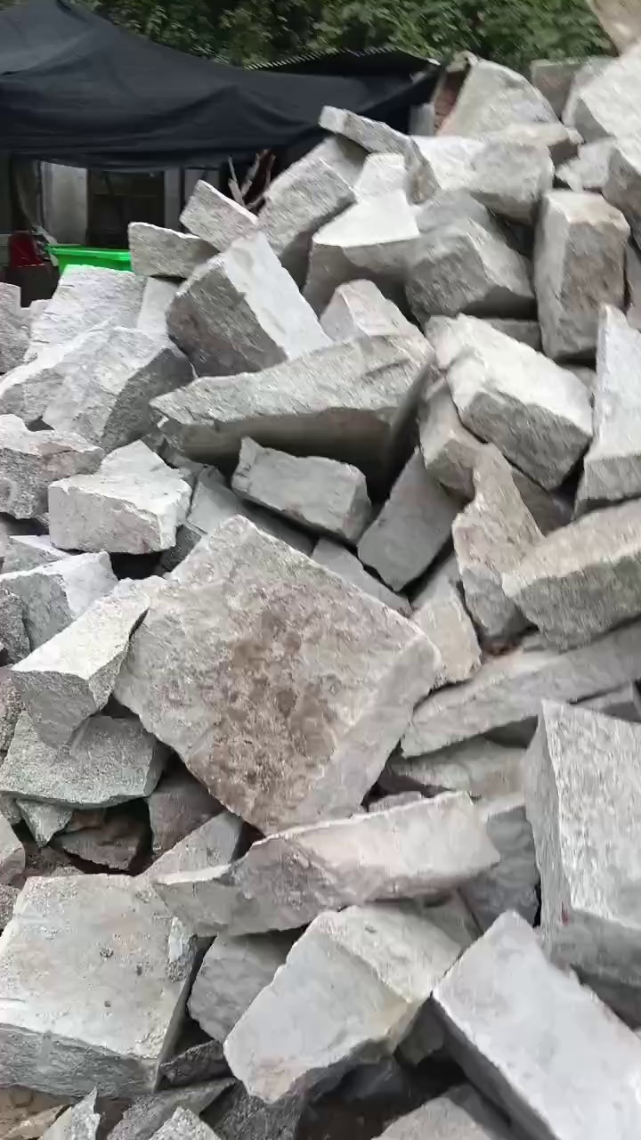 主营：条石，风景石，面石，板材，侧石，青石板，遂昌红，丽水霞红，财富热线：150